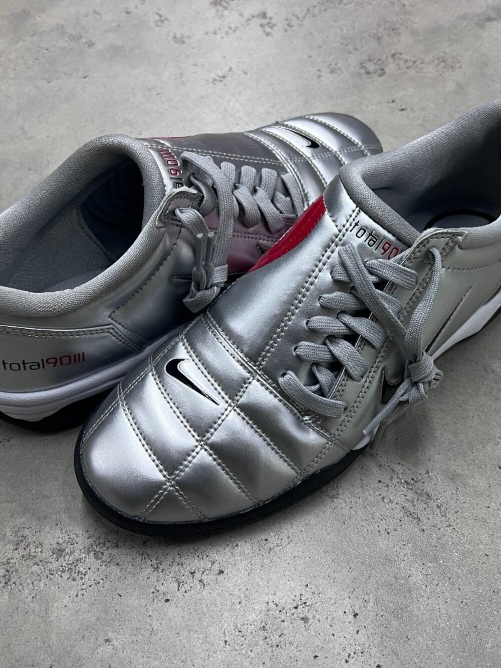 Nike Total 90 3 SP Metallic Silver Red Women's IM7595 001 - New